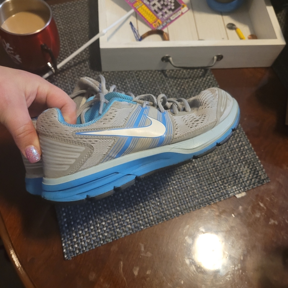 Running shoes